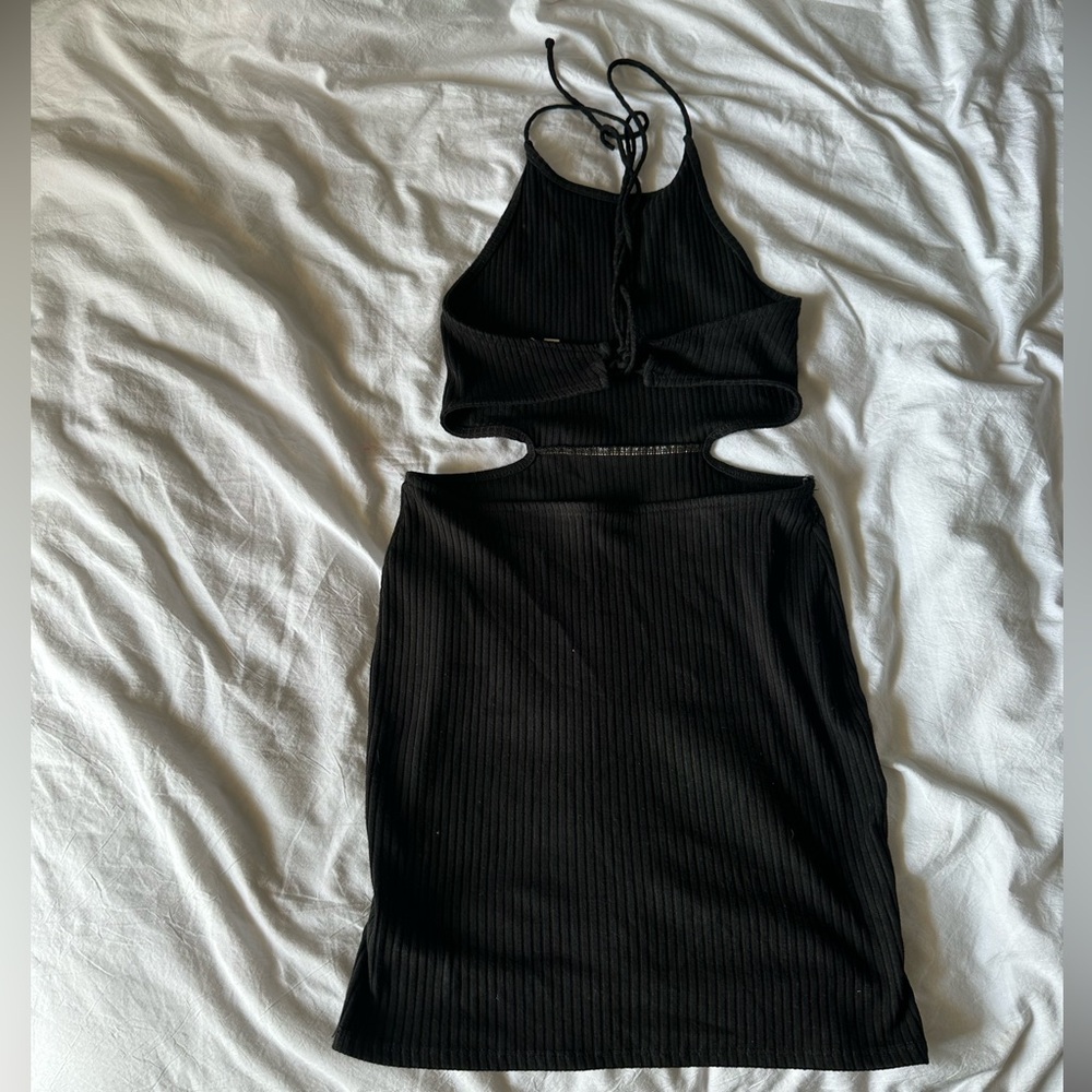 UO Urban Outfitters Ribbed Strappy Cut Out Dress Black Silence + Noise - Picture 3 of 4